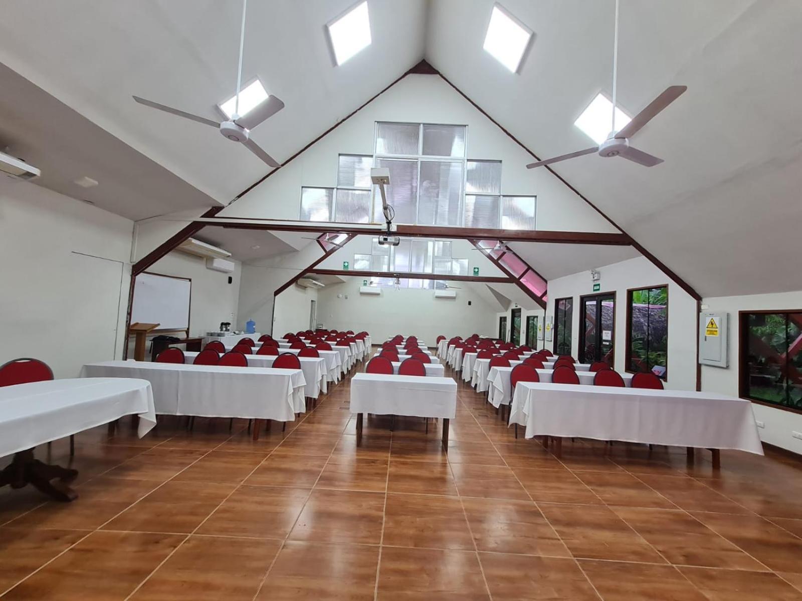 Manish Hotel Ecologico Pucallpa Ngoại thất bức ảnh